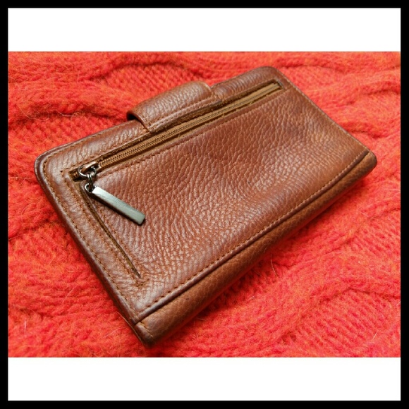 Vintage Leather Wallet - Picture 2 of 4