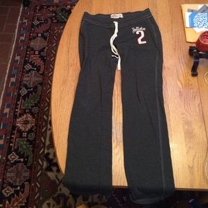 Size M Hollister sweatpants