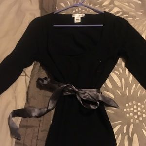 Scoop neck black Whitehouse Black Market sweater