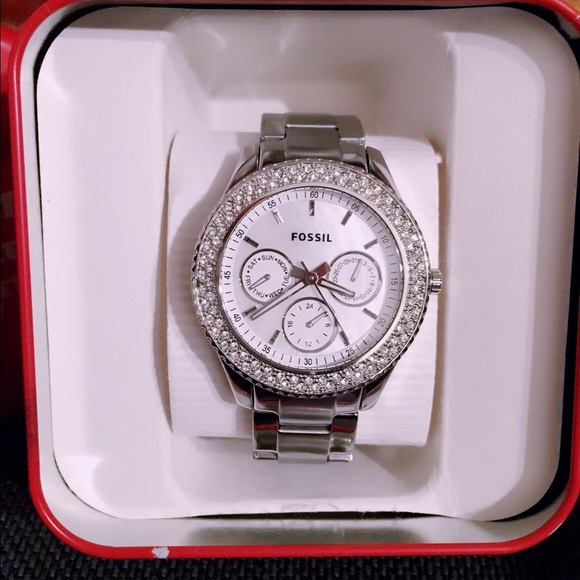 Fossil silver w/ diamond watch
