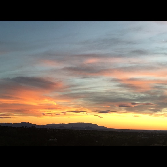 Meet your Posher, Carolyn - Picture 1 of 1