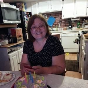 Meet your Posher, Alicia