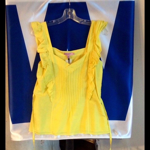 🆕NWTs🆕Ted Baker Yellow Sleeveless Top