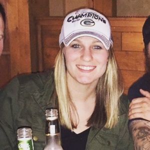 Meet your Posher, Courtney
