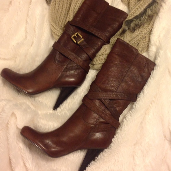 🎉HOST PICK🎉BCBGirls Mahogany Leather Boots Sz9.5