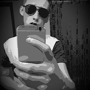 Meet your Posher, Zachary