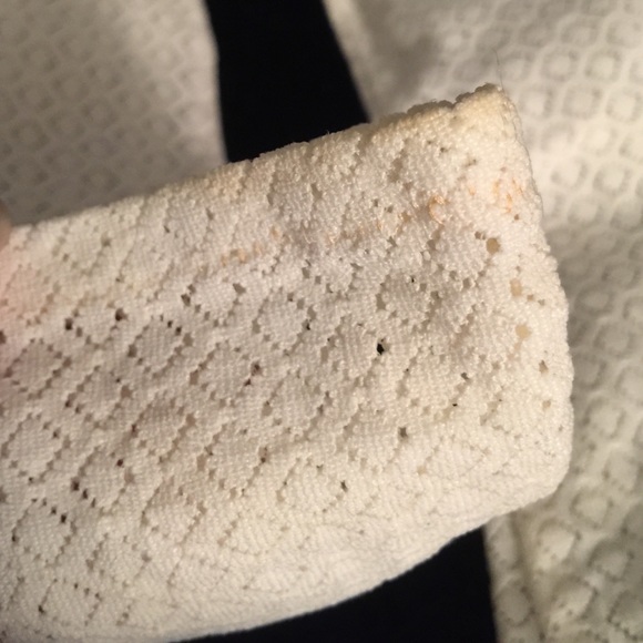 Vintage White/Creme Patterned Long Gloves - Picture 4 of 4