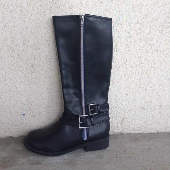 Size 4 justice brand new boots