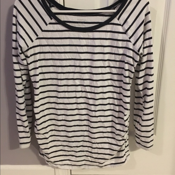 Motherhood Maternity long sleeve shirt