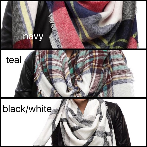 Oversized Blanket Scarf in 3 Colors - Picture 4 of 4