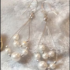 💎BUNDLE ONLY💎 Pearl-silver tone dangles