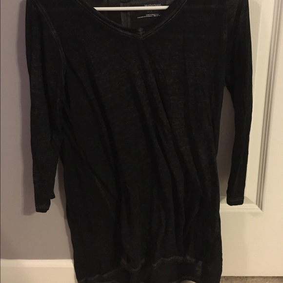 Motherhood Maternity thin long sleeve shirt