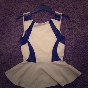 Bebe crop top