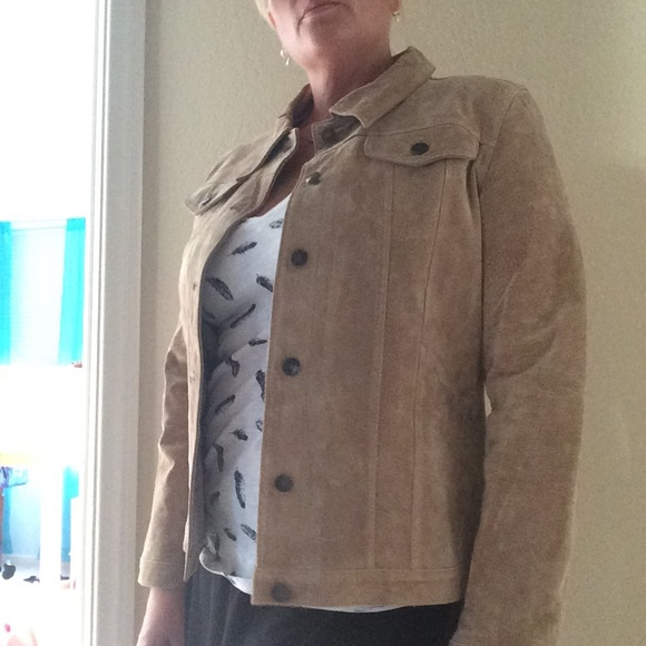 Tan Suede jacket - Picture 2 of 5