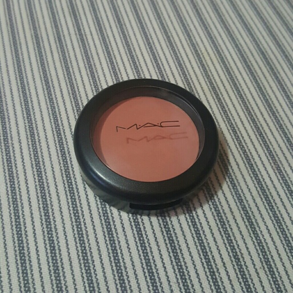 Mac Powder Blush in Melba
