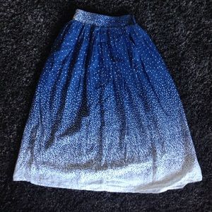 Dotted blue and white ombre skirt