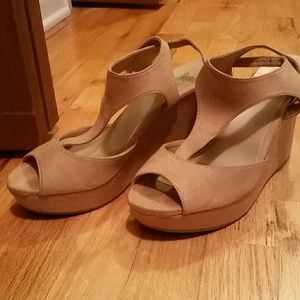Tan wedges
