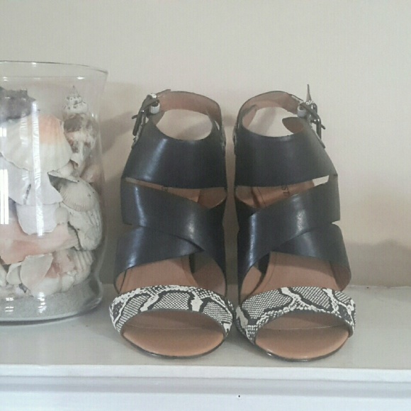 JustFab Shoes - 💕Just Fab High Heel Shoes