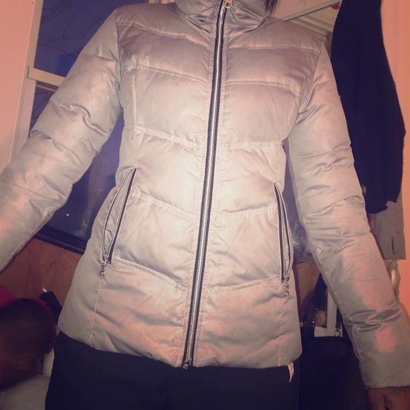 Coat😊 - Picture 1 of 3