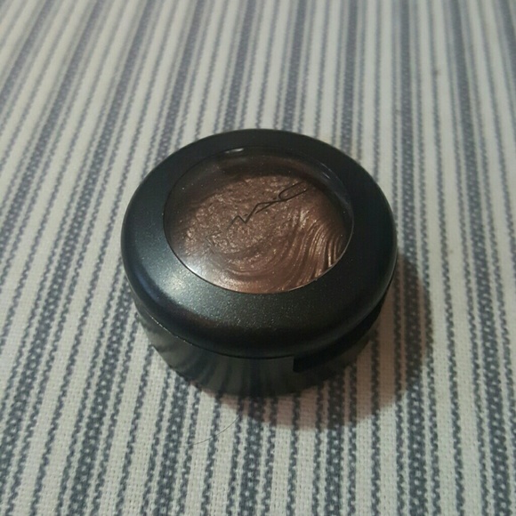 Mac In Extra Dimension Eyeshadow in Havana