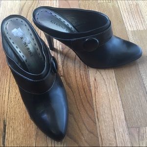 Gianni Bini black slip on heels