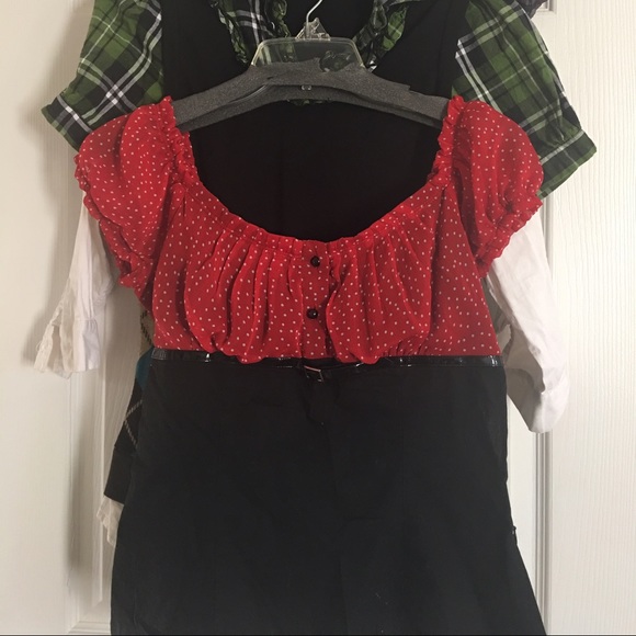 red polka dot blouse
Gently used