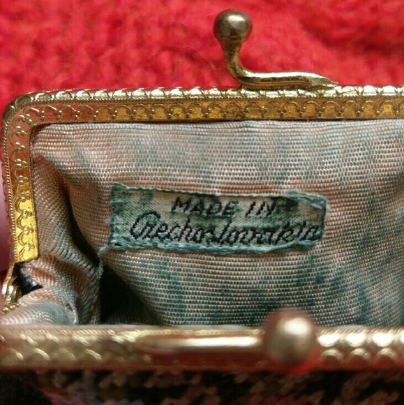 Vintage Tapestry Coin Purse - Picture 3 of 4