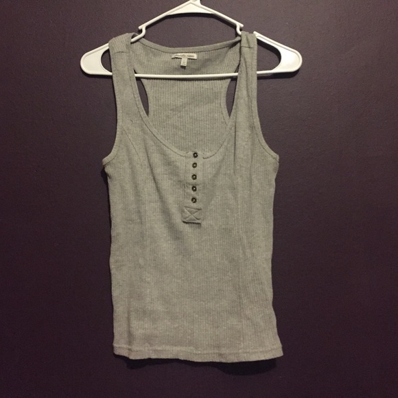 Ribbed tank