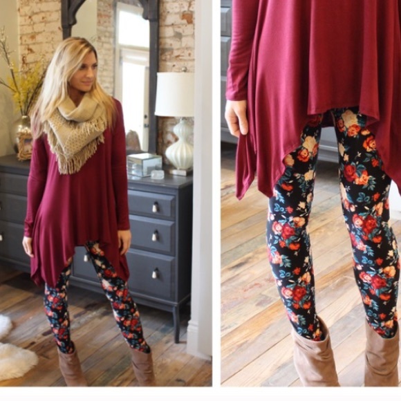 🌹LAST PAIR🌹Beauty & the Beast RosePrint Leggings - Picture 3 of 4