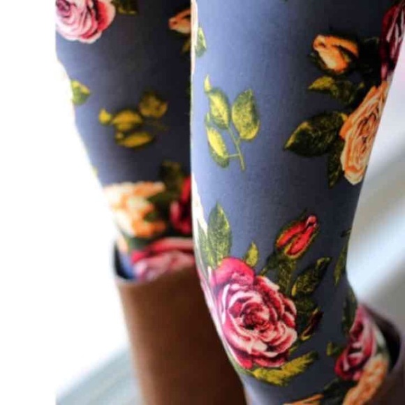 ToDye For ButterySoftLeggings❣️New Prints In Stock - Picture 4 of 7