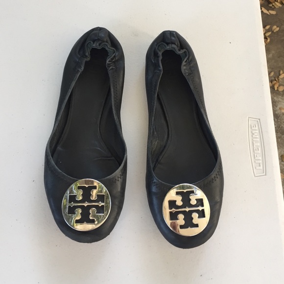 Tory Burch Shoes - Black Tory burch with silver