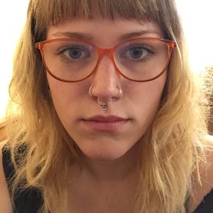 Meet your Posher, Sydnie