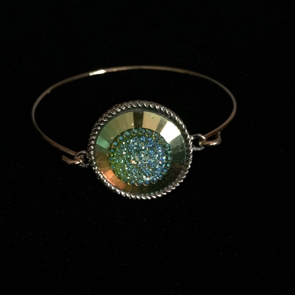 Fashion bracelet
