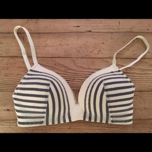 Gap Body Wireless Bra