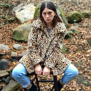 ⏰SOLD⏰Faux fur leopard print coat 💎