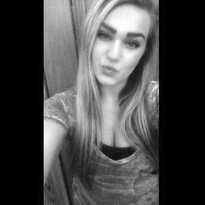 Meet your Posher, Lydia