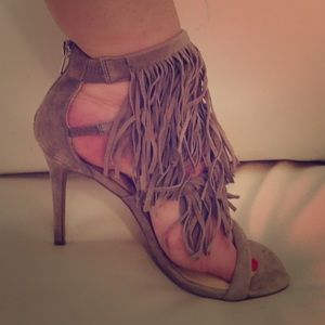 Suede fringed heels