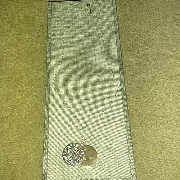 Stella and Dot necklace