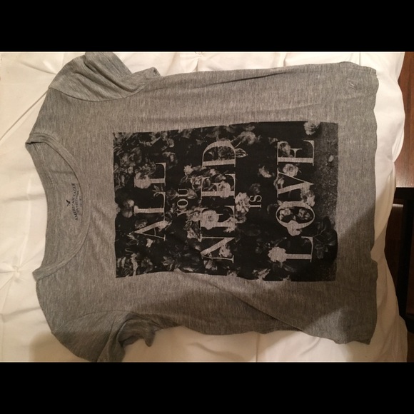 American Eagle crop tee