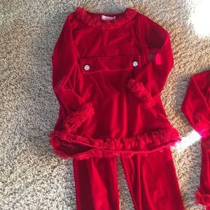 Greggy Girl velvet top and pant size 6x