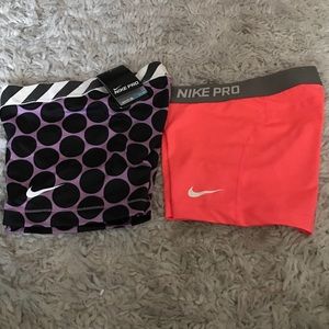 Nike pro shorts bundle size small