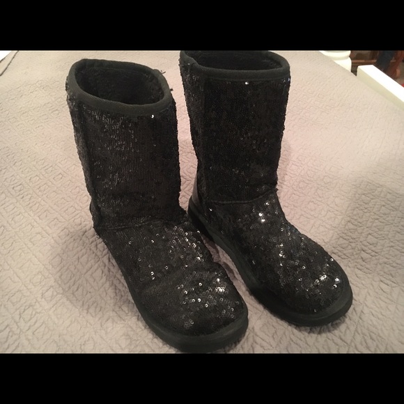 Black sequin boots