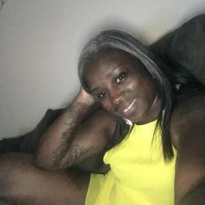 Meet your Posher, Dianna