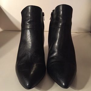 Black size 10 Nine West wedge heel ankle boot