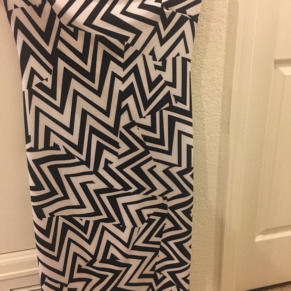 Bebe dress