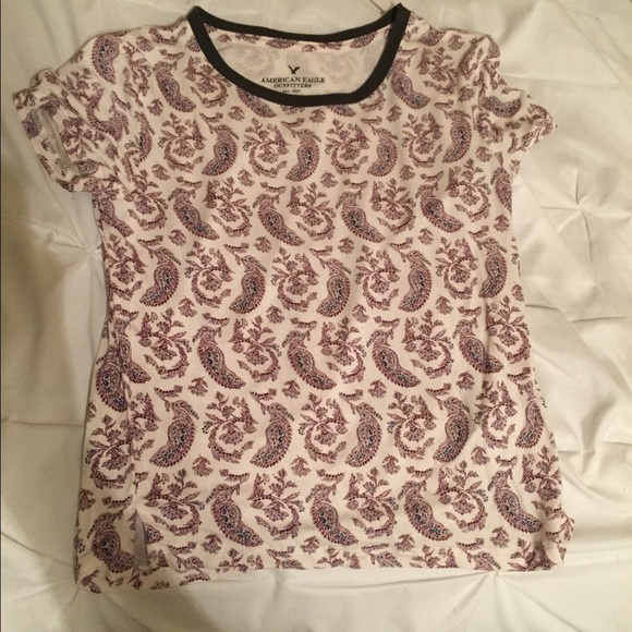 American Eagle crop tee