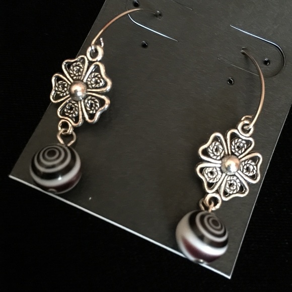 Fashion earrings