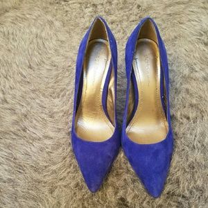 Blue Suede BCBG pumps