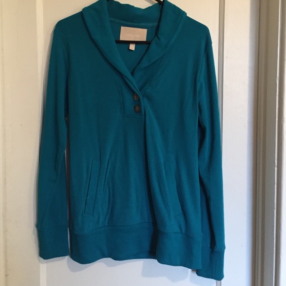 Two button, front pocket Banana Republic sweater