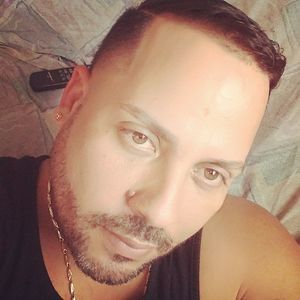 Meet your Posher, Luis m